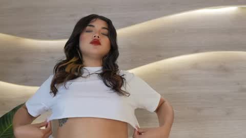 mia_rosalie online show from 05-14-26, 07:53