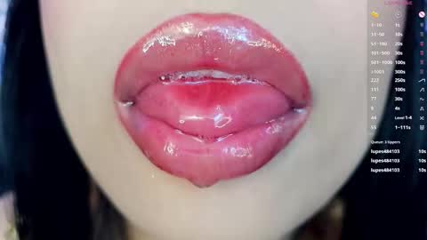 Snapshot of mia_roux1 chatting on 11-15-25, 05:31 Mia online show from 11-15-25, 05:31