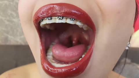 Mia Roux online show from 02-20-25, 10:26