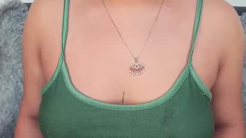 Mia Roux online show from 09-22-25, 11:45