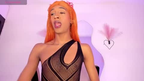 Snapshot of mia_royal chatting on 05-09-26, 01:16 mia_royal online show from 05-09-26, 01:16