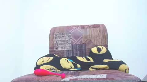 Cintia Rodriguez online show from 03-01-25, 01:43