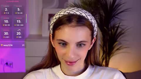 Snapshot of mia_silk chatting on 11-14-25, 06:23 Mia online show from 11-14-25, 06:23