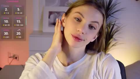 Snapshot of mia_silk chatting on 11-17-25, 06:08 Mia online show from 11-17-25, 06:08