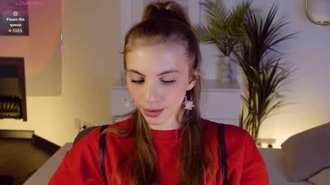 Snapshot of mia_silk chatting on 11-20-25, 06:24 Mia online show from 11-20-25, 06:24