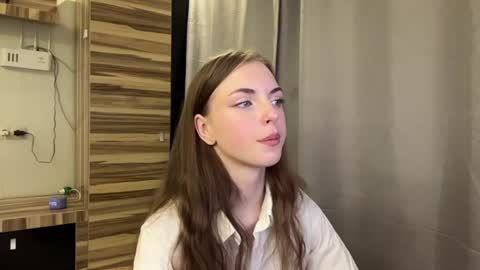 Snapshot of mia_sincere chatting on 07-22-26, 06:16 Mia online show from 07-22-26, 06:16