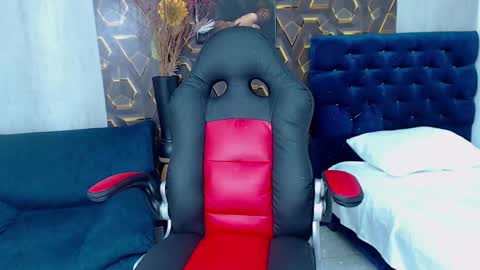 MIA online show from 10-18-25, 04:41
