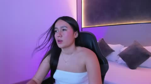 M I A online show from 07-18-26, 12:09