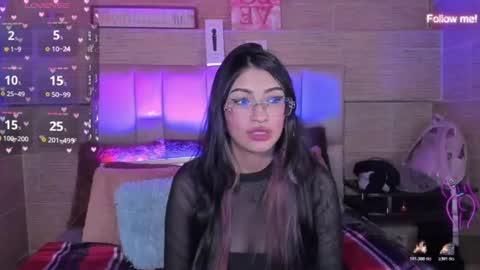 Snapshot of mia_smoke_ chatting on 07-29-26, 01:26 Mia online show from 07-29-26, 01:26