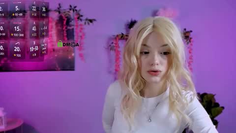 mia_starrr_ online show from 01-17-26, 08:01