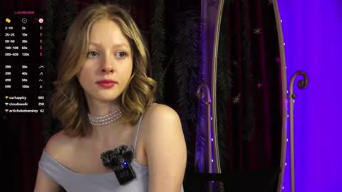 Snapshot of mia_vebes chatting on 02-24-25, 07:19 Mia online show from 02-24-25, 07:19
