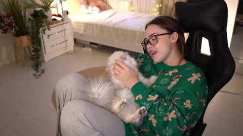 Snapshot of mia_vixen_ chatting on 01-08-25, 07:34 VixenMia online show from 01-08-25, 07:34