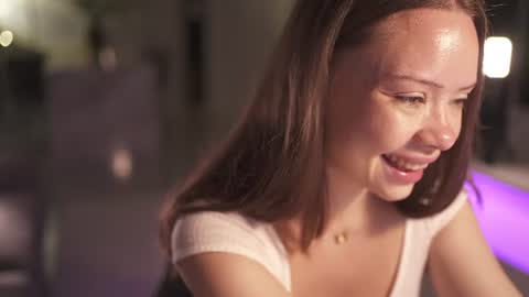 Snapshot of mia_vixen_ chatting on 07-11-26, 02:58 VixenMia online show from 07-11-26, 02:58