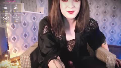 Snapshot of mia_wallase chatting on 09-25-25, 10:57 mia_wallase online show from 09-25-25, 10:57