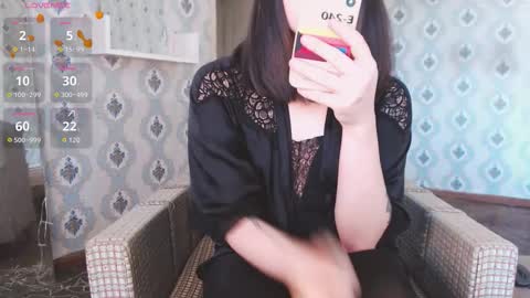 Snapshot of mia_wallase chatting on 11-05-25, 10:48 mia_wallase online show from 11-05-25, 10:48