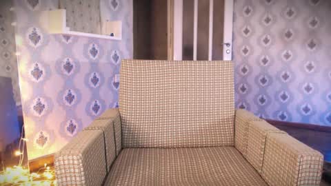 mia_wallase online show from 05-16-26, 04:42