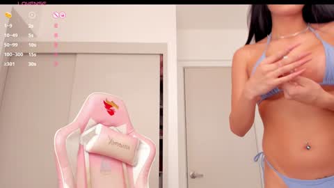 Snapshot of mia_yourmommy chatting on 12-18-24, 12:51     online show from 12-18-24, 12:51