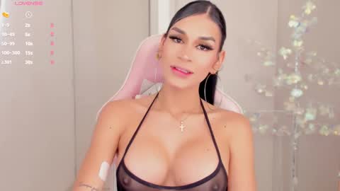 Snapshot of mia_yourmommy chatting on 02-09-25, 07:52     online show from 02-09-25, 07:52