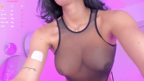 Snapshot of mia_yourmommy chatting on 03-07-25, 02:57     online show from 03-07-25, 02:57