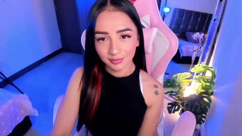 mia  nicolle online show from 05-11-26, 12:49