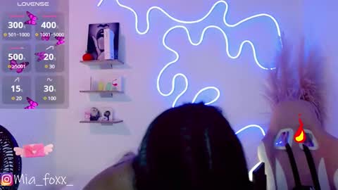 Snapshot of miaa_foxx_ chatting on 03-08-25, 05:07 Mia online show from 03-08-25, 05:07