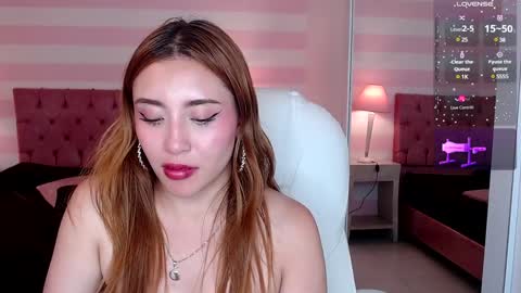 Snapshot of miaa_gh1 chatting on 01-24-25, 06:14 Mia online show from 01-24-25, 06:14