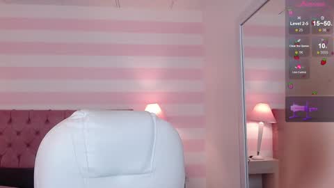 Snapshot of miaa_gh1 chatting on 01-26-25, 03:03 Mia online show from 01-26-25, 03:03