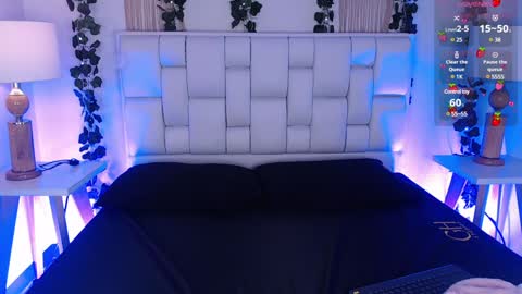 Snapshot of miaa_gh1 chatting on 02-05-25, 11:23 Mia online show from 02-05-25, 11:23