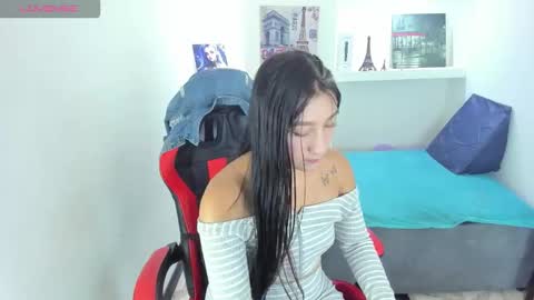       online show from 10-11-25, 01:31