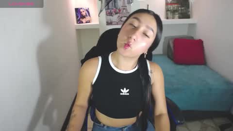       online show from 11-04-25, 12:48