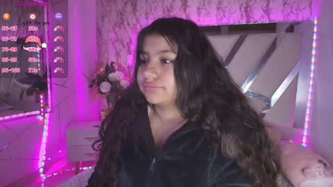 Snapshot of miaa_smiith1 chatting on 12-12-24, 11:40 miaa_smiith1 online show from 12-12-24, 11:40