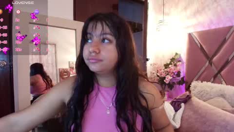 Snapshot of miaa_smiith1 chatting on 02-28-25, 12:09 miaa_smiith1 online show from 02-28-25, 12:09