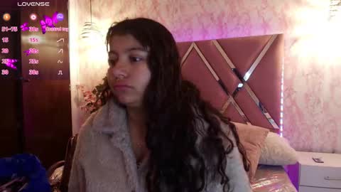 Snapshot of miaa_smiith1 chatting on 03-10-25, 12:15 miaa_smiith1 online show from 03-10-25, 12:15