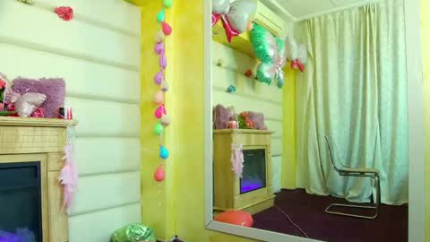 Snapshot of miaaangell chatting on 05-31-26, 02:53 Mia Angel online show from 05-31-26, 02:53