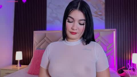 Miaa Farrel online show from 06-01-26, 07:04