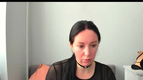 Mia online show from 02-27-26, 01:55