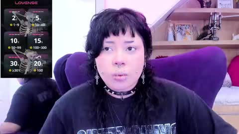 Mia online show from 01-14-26, 12:44