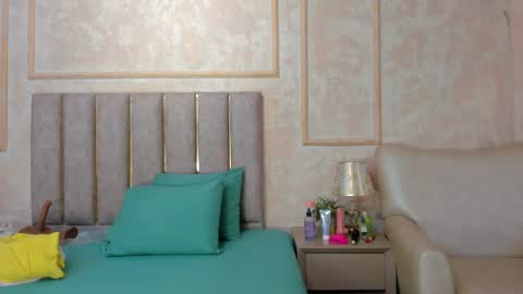 Miaasummer online show from 04-06-26, 11:33