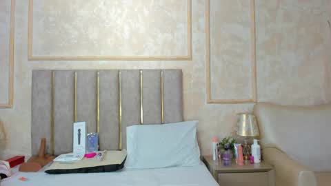 Miaasummer online show from 04-11-26, 11:36