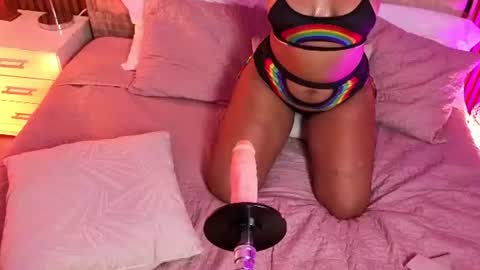 Snapshot of miablackrose chatting on 07-17-26, 04:01 miablackrose online show from 07-17-26, 04:01