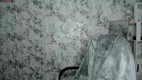 Mia online show from 03-09-26, 06:45