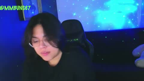 Mia online show from 09-17-25, 01:40