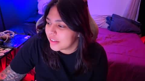 Mia online show from 06-13-26, 02:09