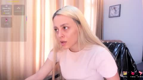 Snapshot of miacarperrlux chatting on 03-20-26, 08:57 MiaCarper online show from 03-20-26, 08:57