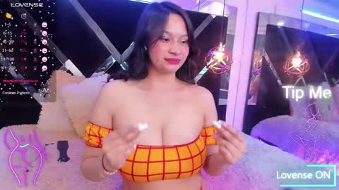 Mia online show from 11-29-25, 02:03