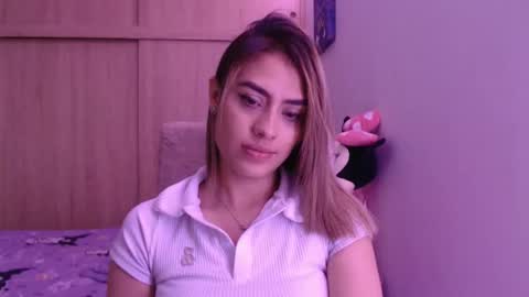 Miia  online show from 12-13-25, 09:53