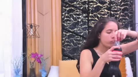 MiaCours online show from 03-25-26, 07:09