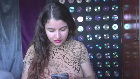 Snapshot of miadimota chatting on 06-06-26, 04:12 Mia online show from 06-06-26, 04:12
