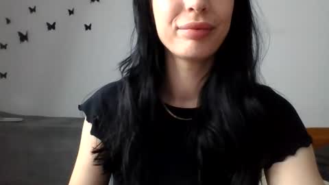 Snapshot of miaflame78 chatting on 06-12-26, 10:08 Mia online show from 06-12-26, 10:08
