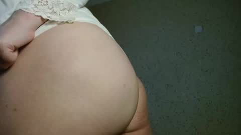 MiaFoxisJa online show from 03-28-26, 04:01